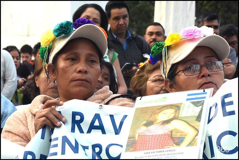 Encuentro de madres migrantes y madres del movimiento